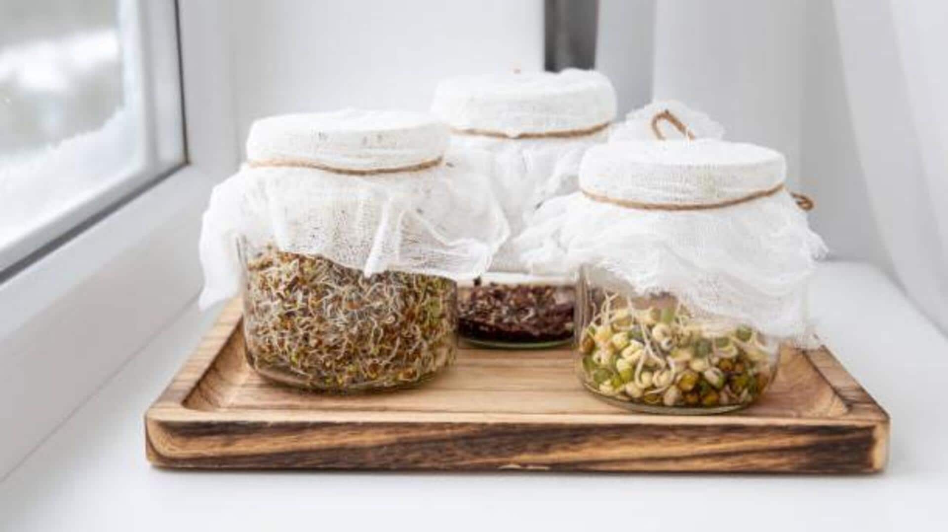 How to grow fenugreek sprouts in mason jars