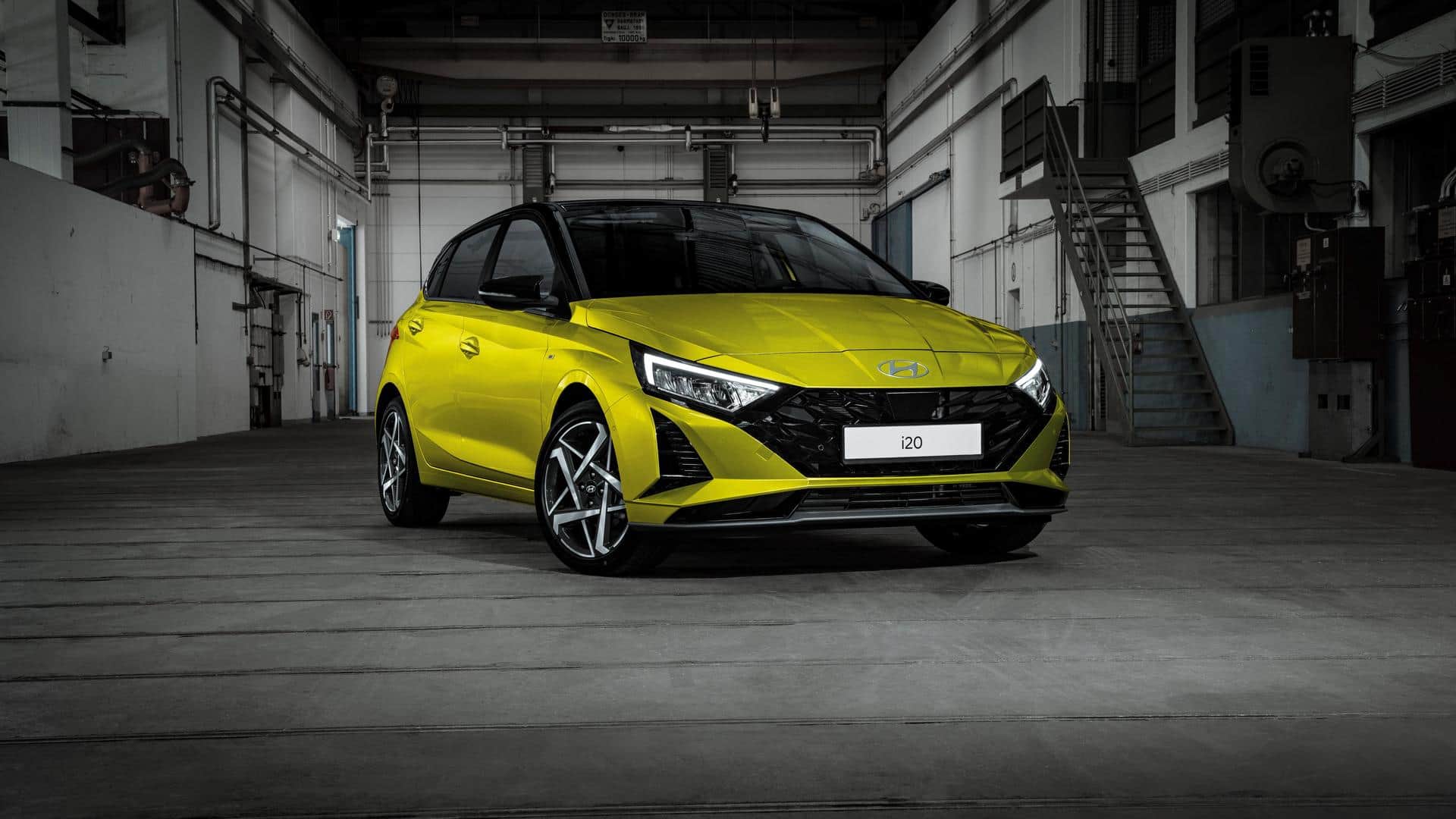 Hyundai refreshes i20 with MY-2023 upgrades: Check top features