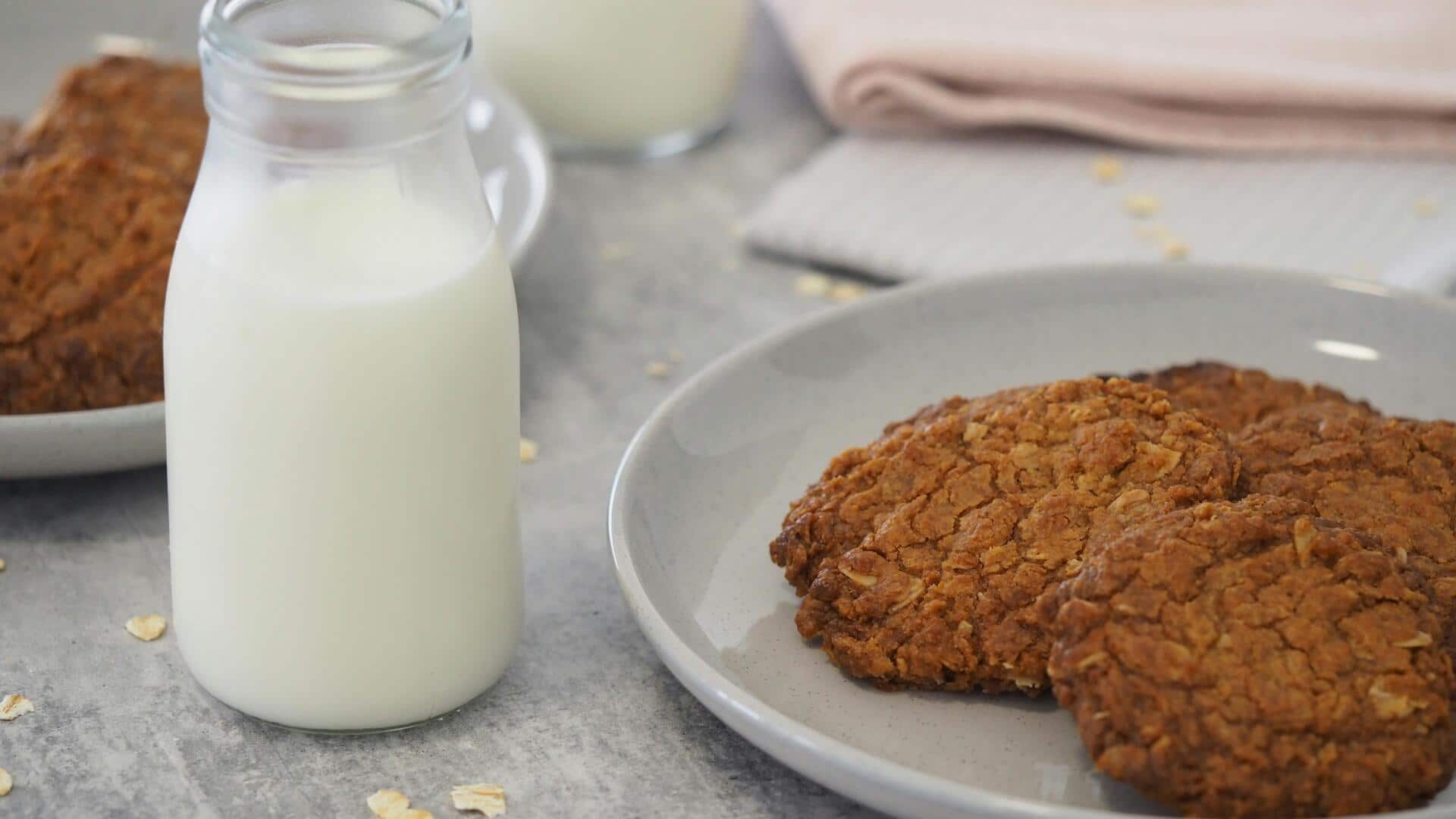 Almond milk v/s oat milk: Which fits your diet better?