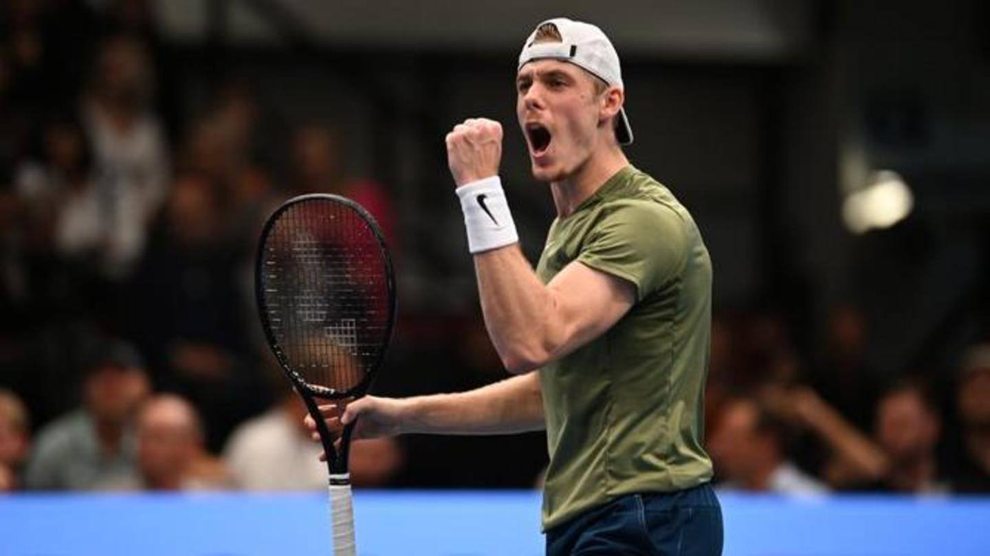 Medvedev Triumphs Over Tsitsipas in Vienna Open Semifinal