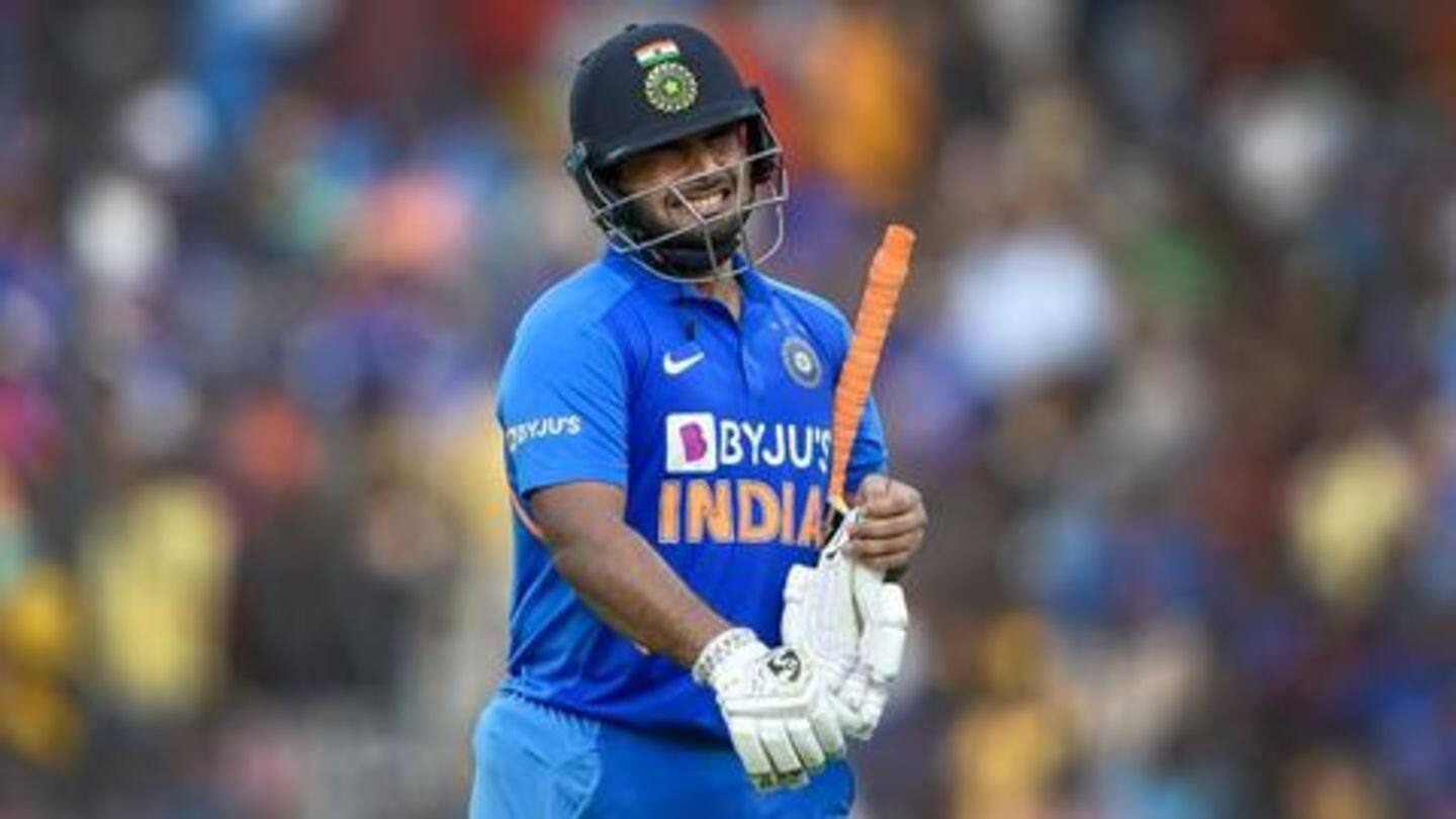 Pant dismissed by a bouncer off his helmet Pant dismissed by a bouncer off his helmet
