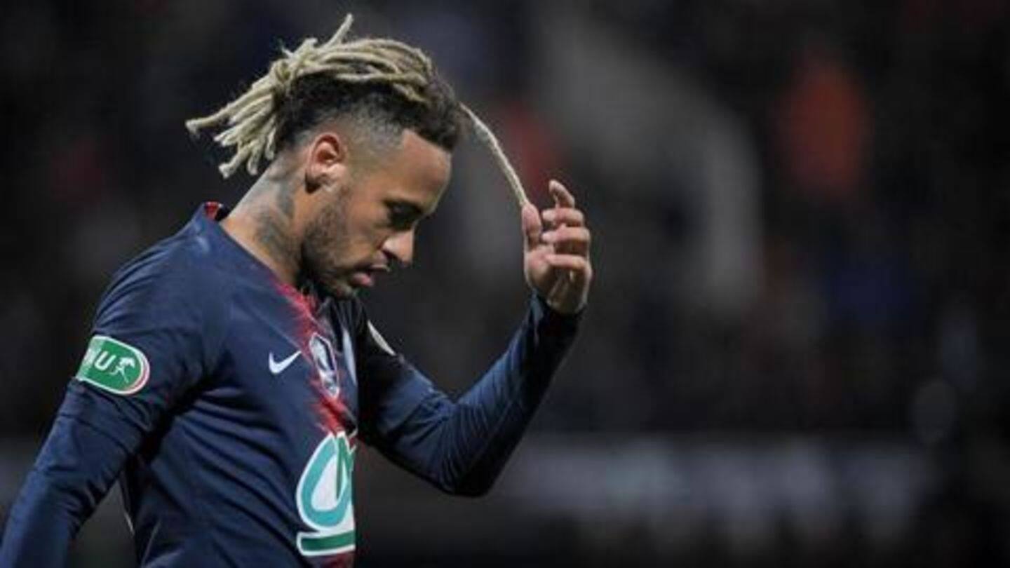 Neymar's father says he wants to stay at Paris Saint-Germain