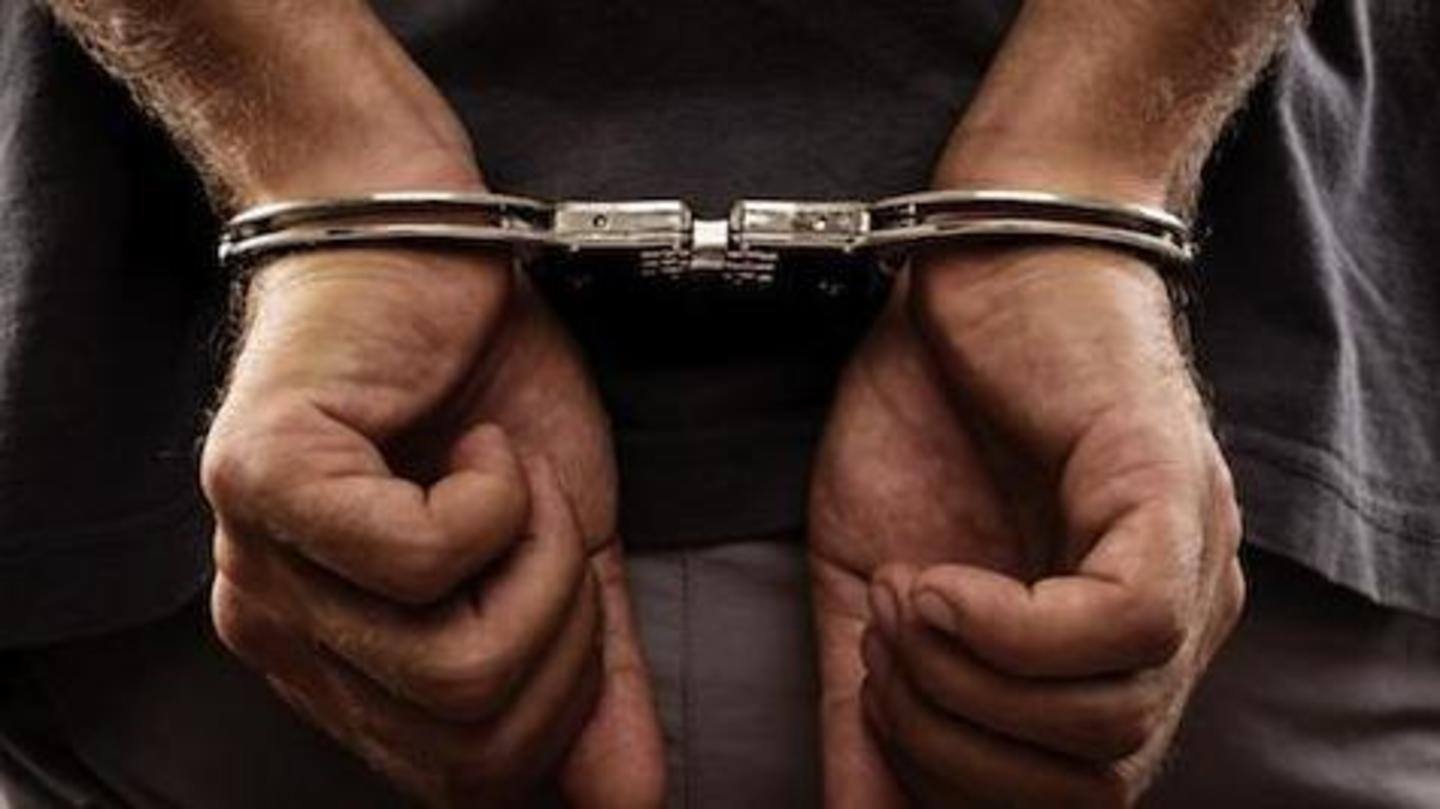 Suspect was dressed in 'medieval clothes' Suspect was dressed in 'medieval clothes'