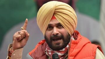 Sonia Gandhi names Navjot Singh Sidhu Punjab Congress chief