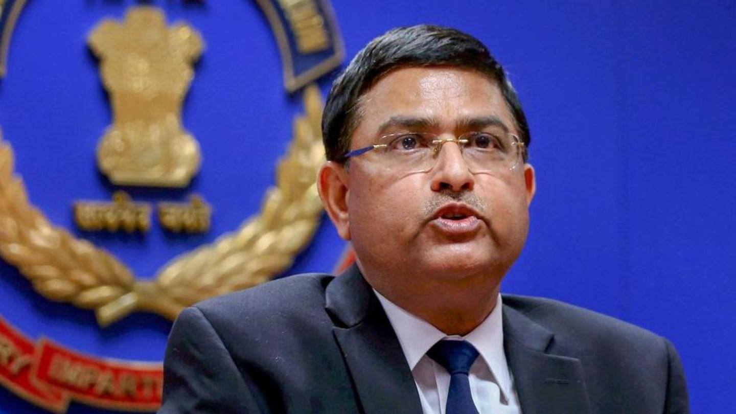 BSF DG asks troops to ensure no gaps along border BSF DG asks troops to ensure no gaps along border