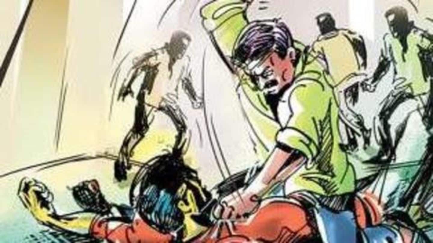 Hawker forced teacher to buy headphones, claiming he tried them Hawker forced teacher to buy headphones, claiming he tried them