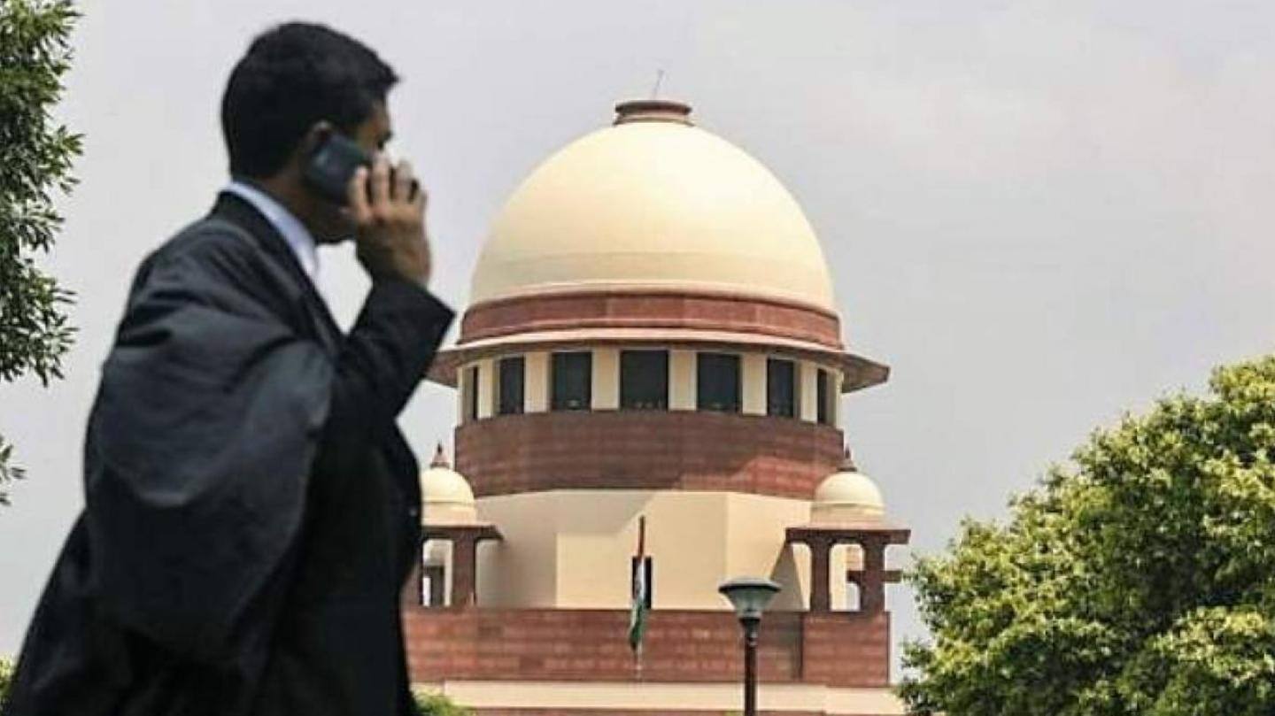 Supreme Court says Delhi Police should issue orders Supreme Court says Delhi Police should issue orders
