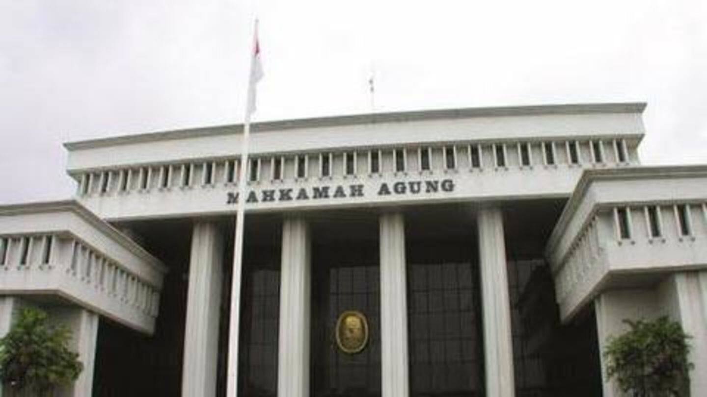 Court sentenced Maknun for 'violating decency' Court sentenced Maknun for 'violating decency'