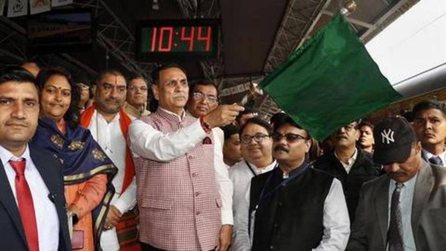 Tejas Express witnessed similar defects on inaugural run Tejas Express witnessed similar defects on inaugural run