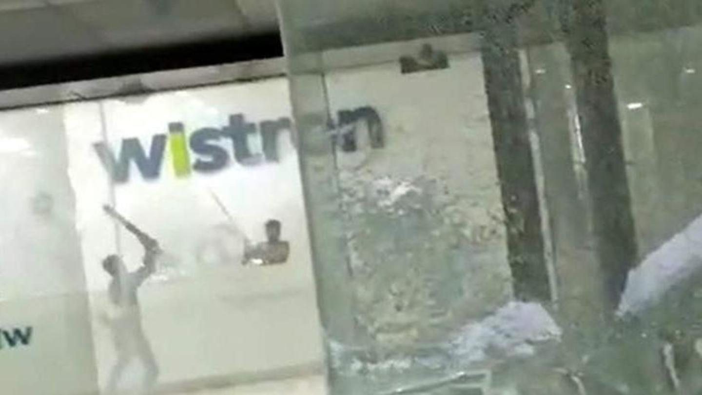 Workers went violent during change of shifts Workers went violent during change of shifts