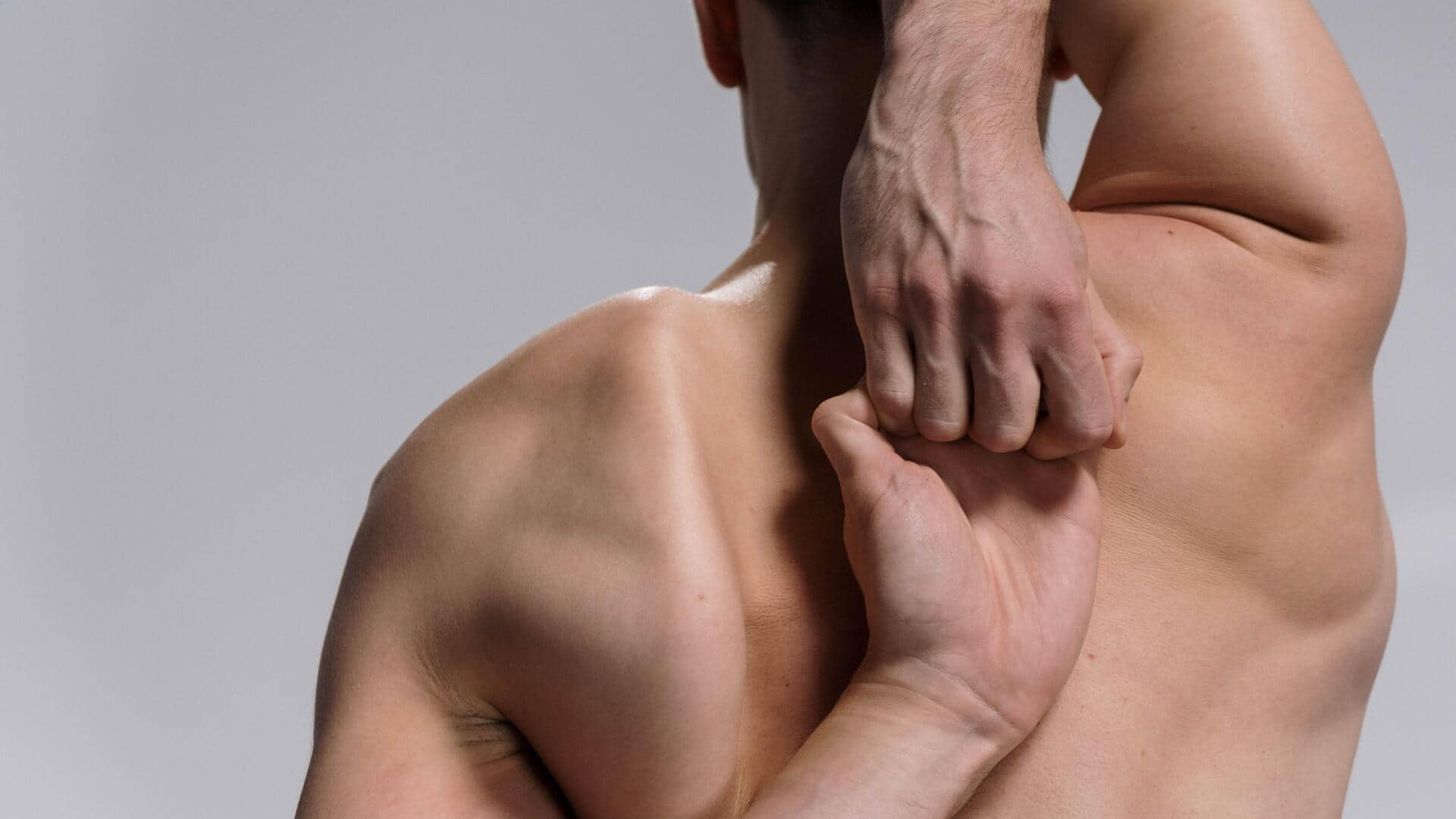 Strengthen your upper back with these 5 exercises