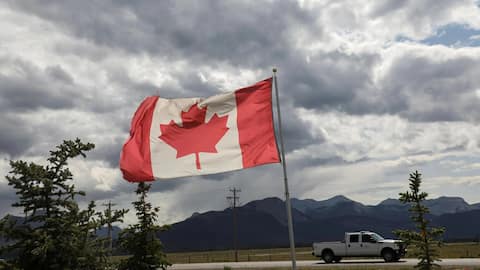 How will Canada's overhaul of citizenship rules benefit Indians?