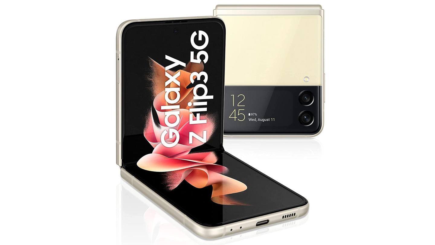 The phone has a 120Hz Dynamic AMOLED main screen The phone has a 120Hz Dynamic AMOLED main screen