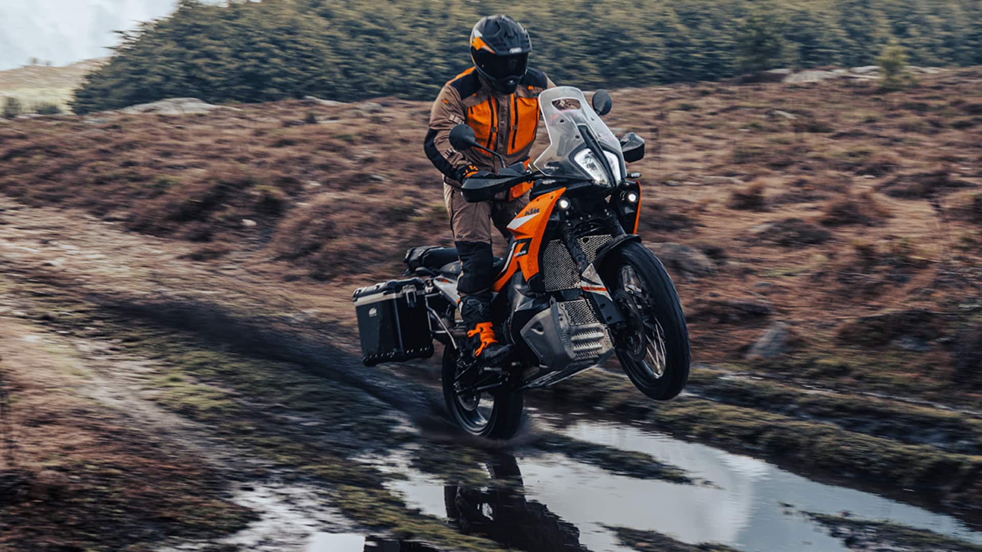 2023 KTM 890 Adventure debuts with nifty improvements: Check features