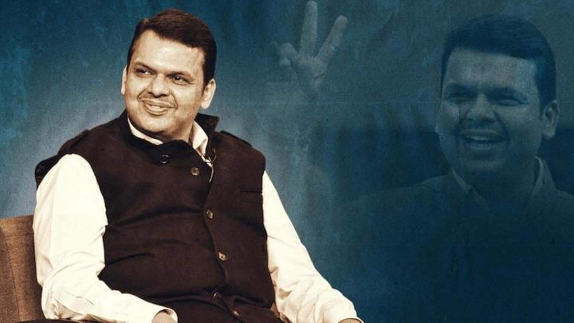 'Like devil, deep sea': Fadnavis on choice between Rahul, Kejriwal  