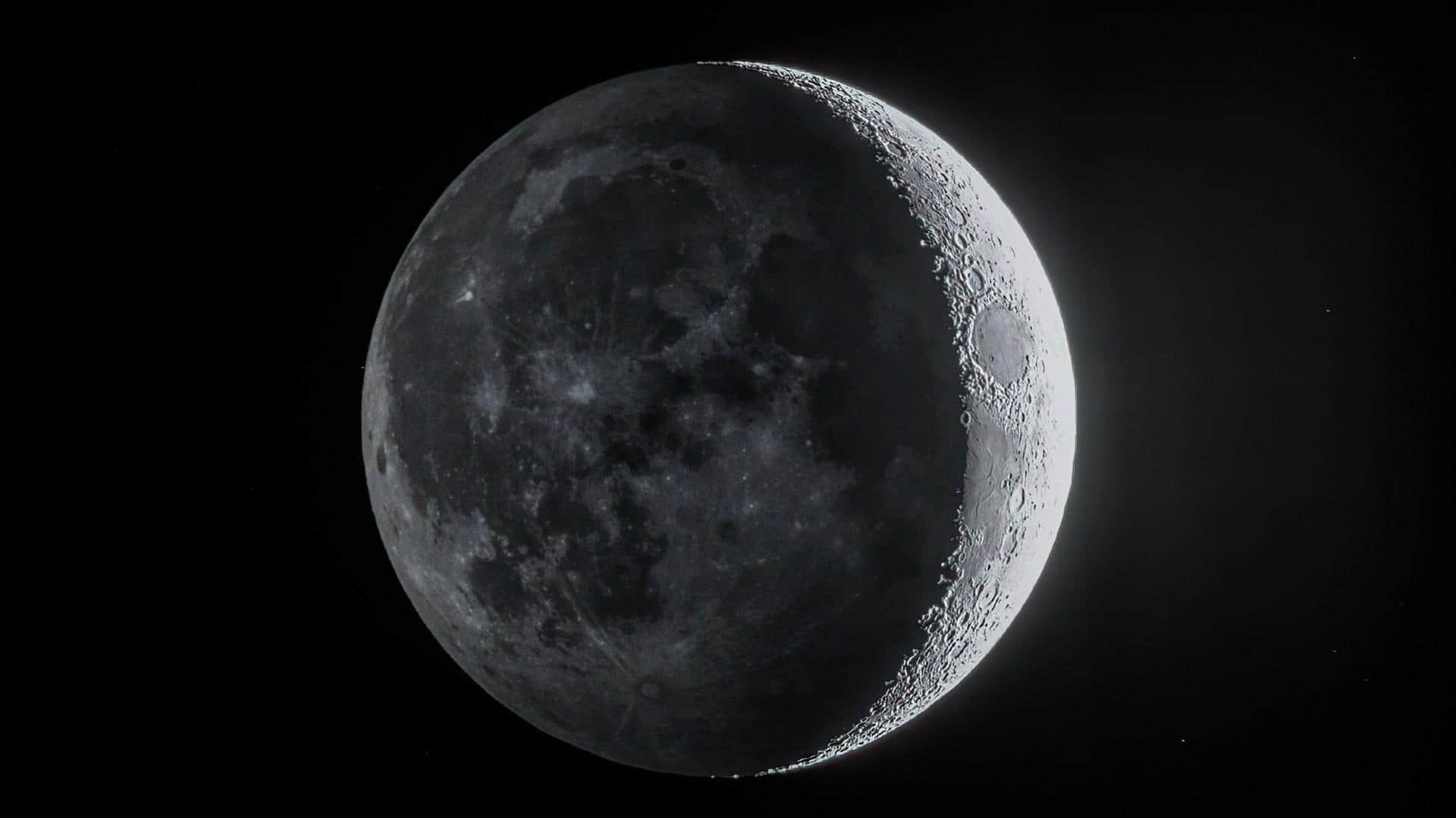Donald Trump says Moon belongs to the US