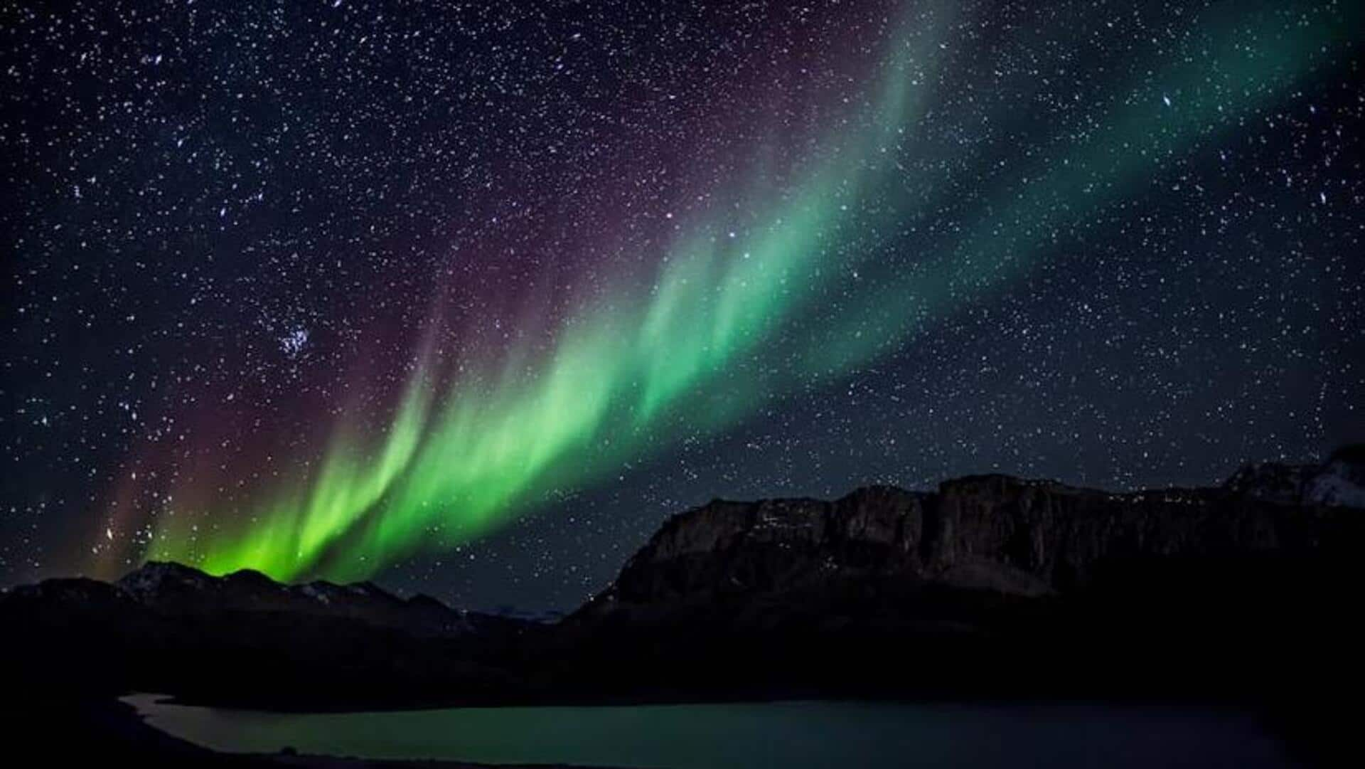 Experience the best of northern lights in Tromso