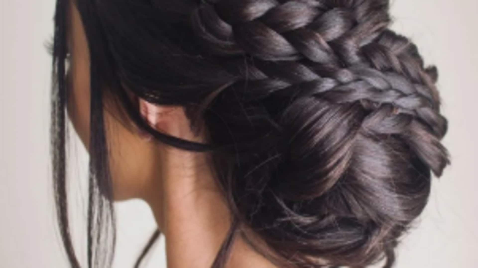 Master the classic crown hairstyle: Here's how Master the classic crown hairstyle: Here's how