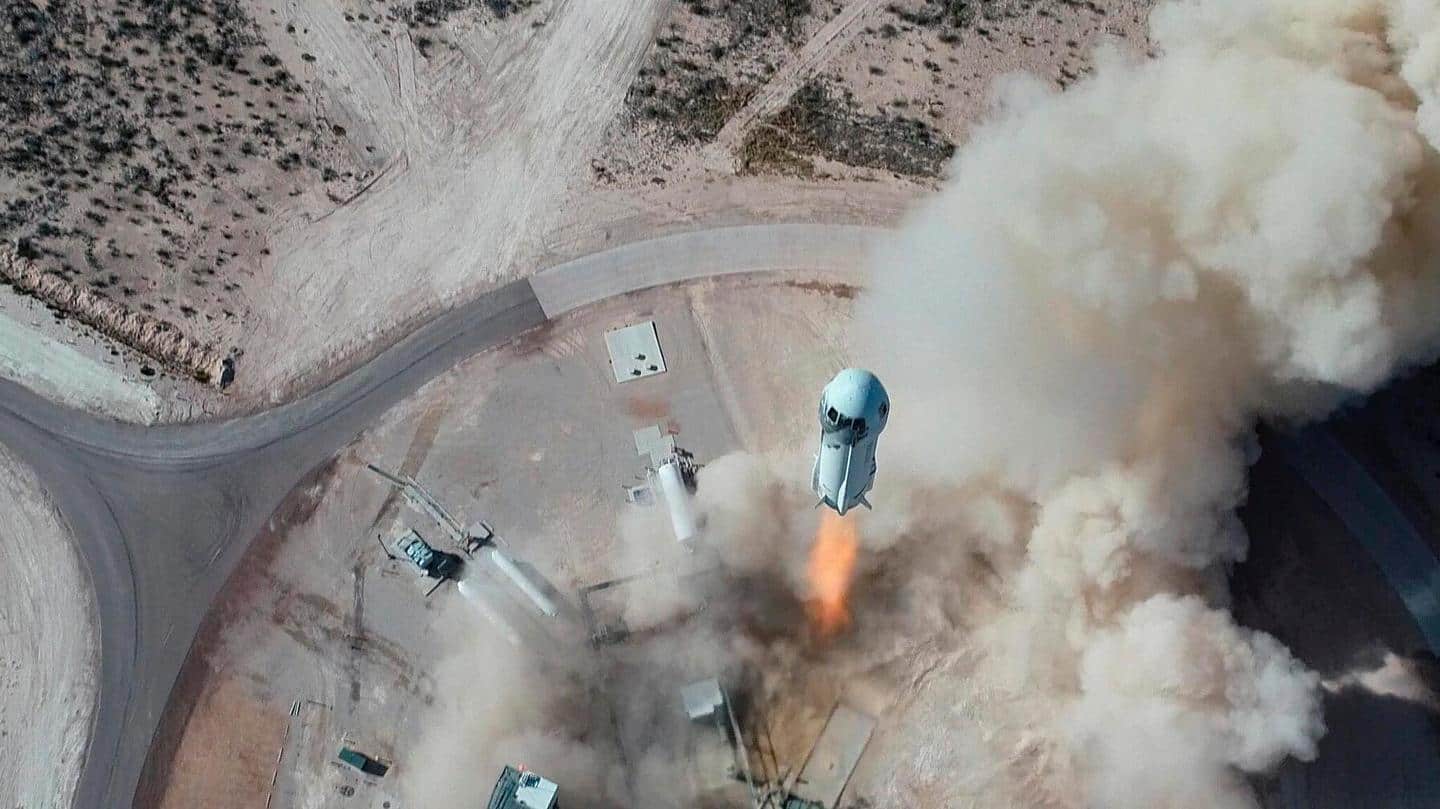 10-minute mission expected to fly crew to 62-mile altitude 10-minute mission expected to fly crew to 62-mile altitude