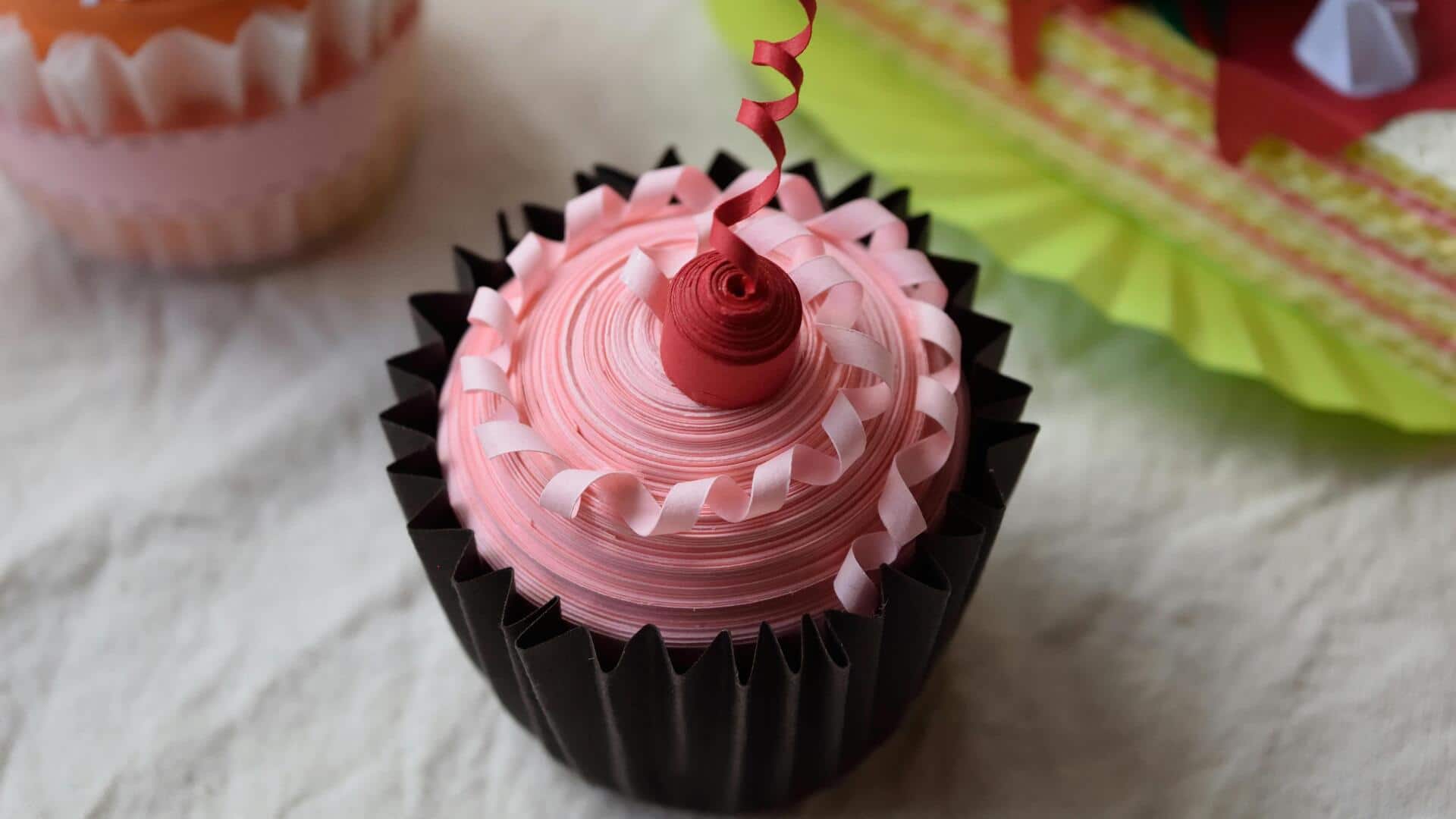 Discover the magic of paper quilling with these simple tips