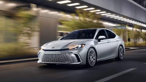 Toyota stays world's top automaker for sixth year