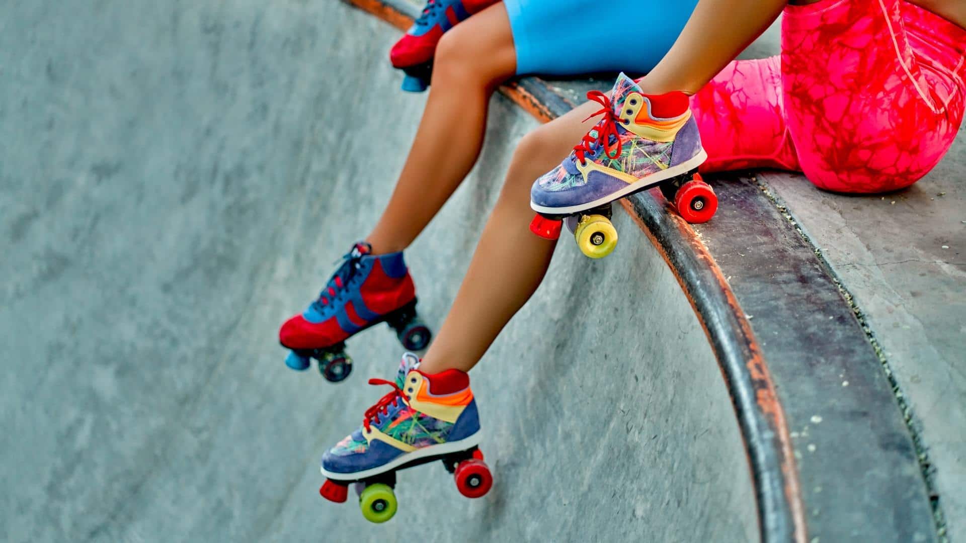 Walking v/s rollerblading: Which burns more calories?