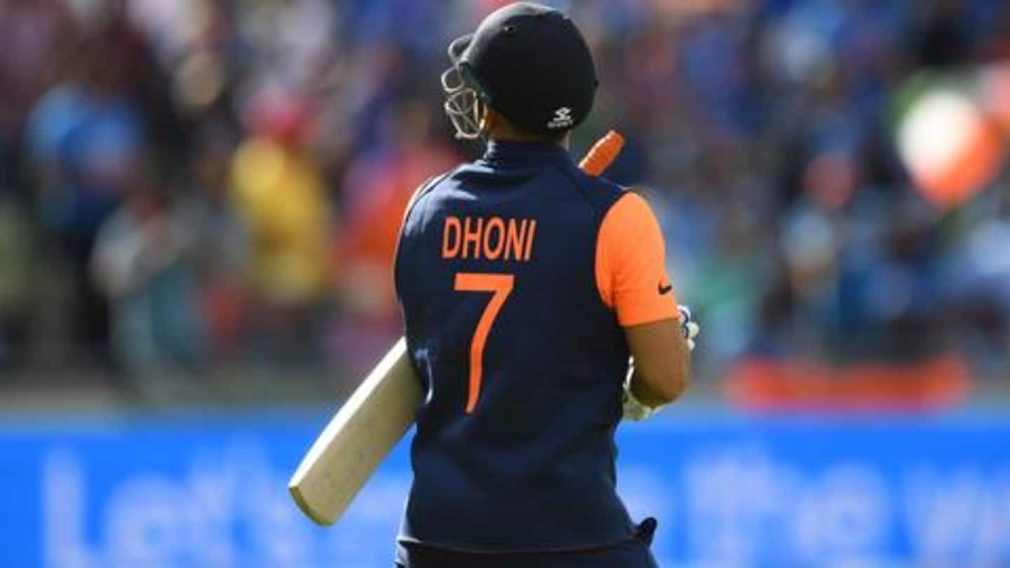 'Don't push Dhoni into retirement too early', says Nasser Hussain