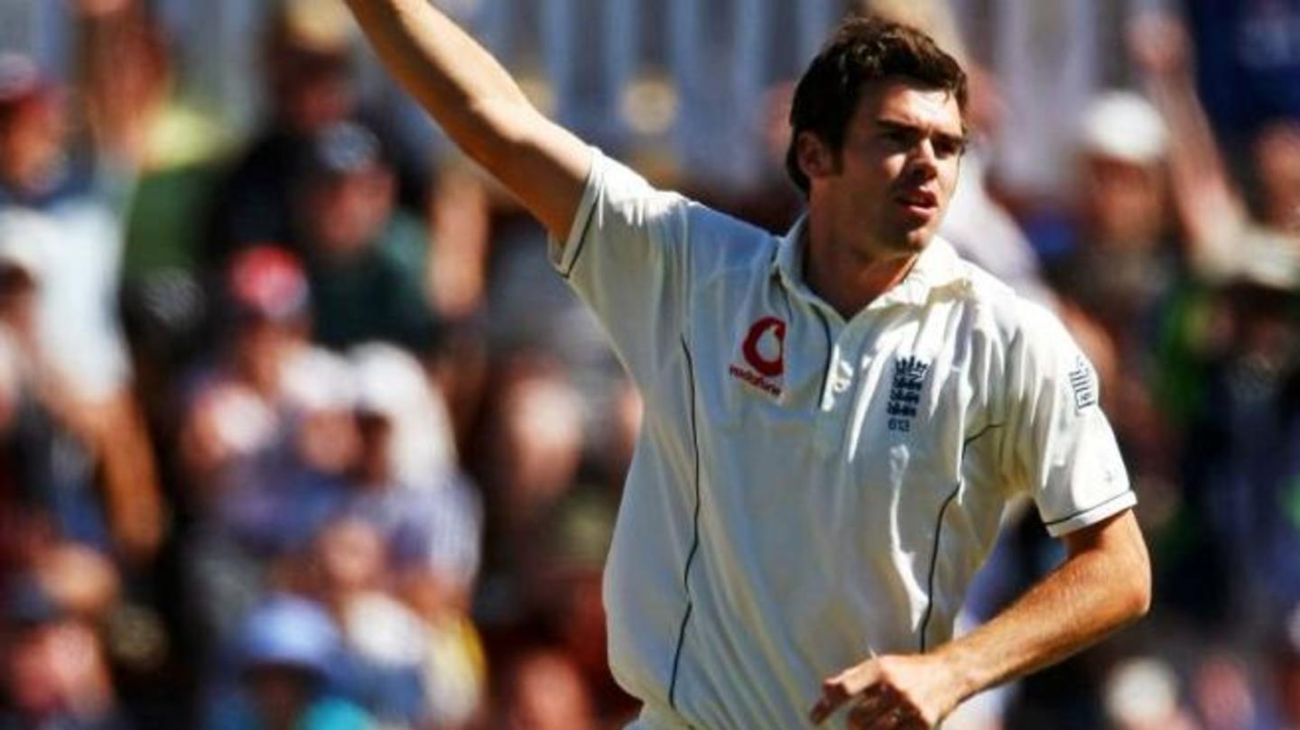 Anderson traps Jacques Kallis in front Anderson traps Jacques Kallis in front