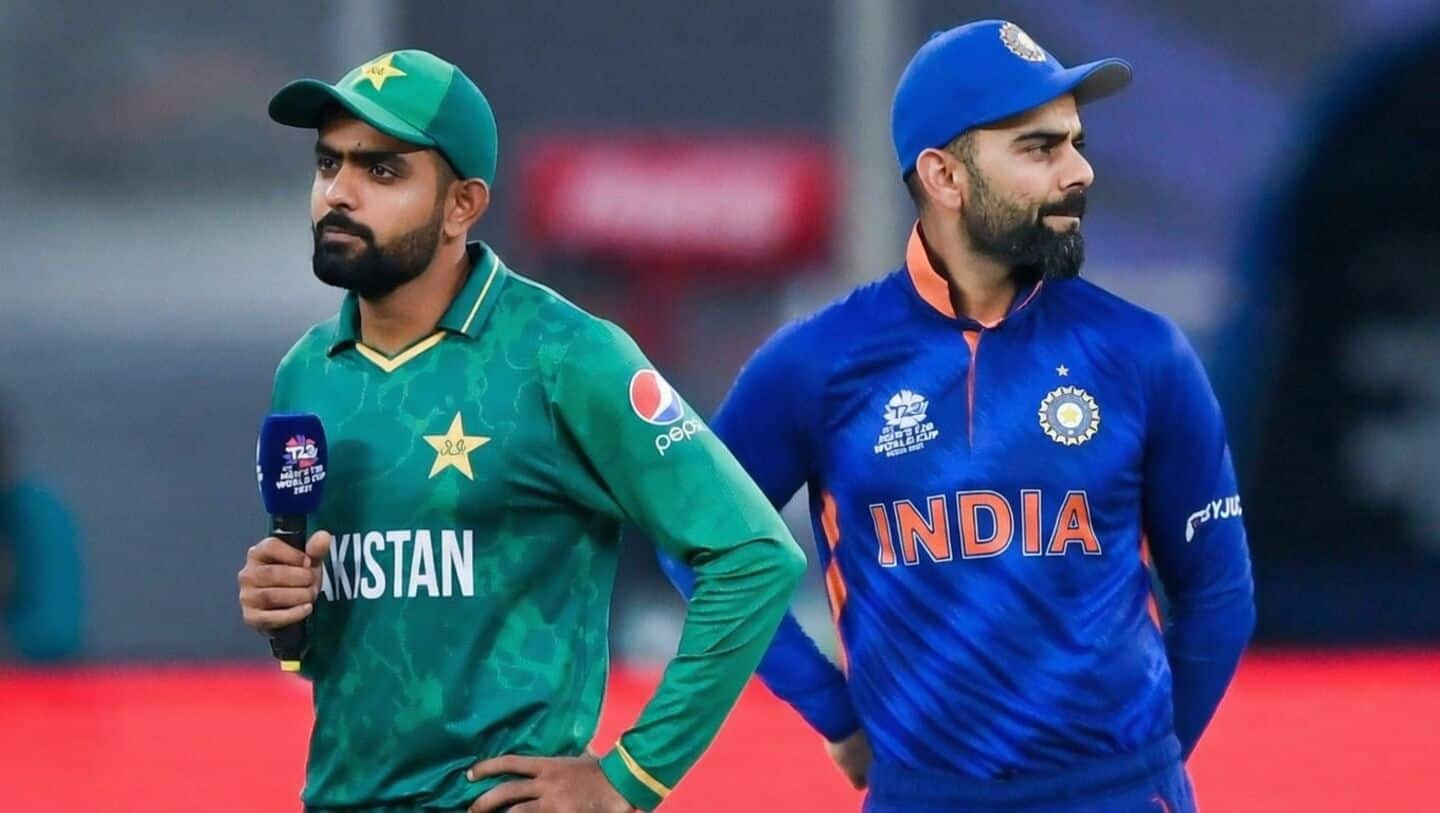 'Stop comparisons...': Babar Azam to journalist over Virat Kohli question