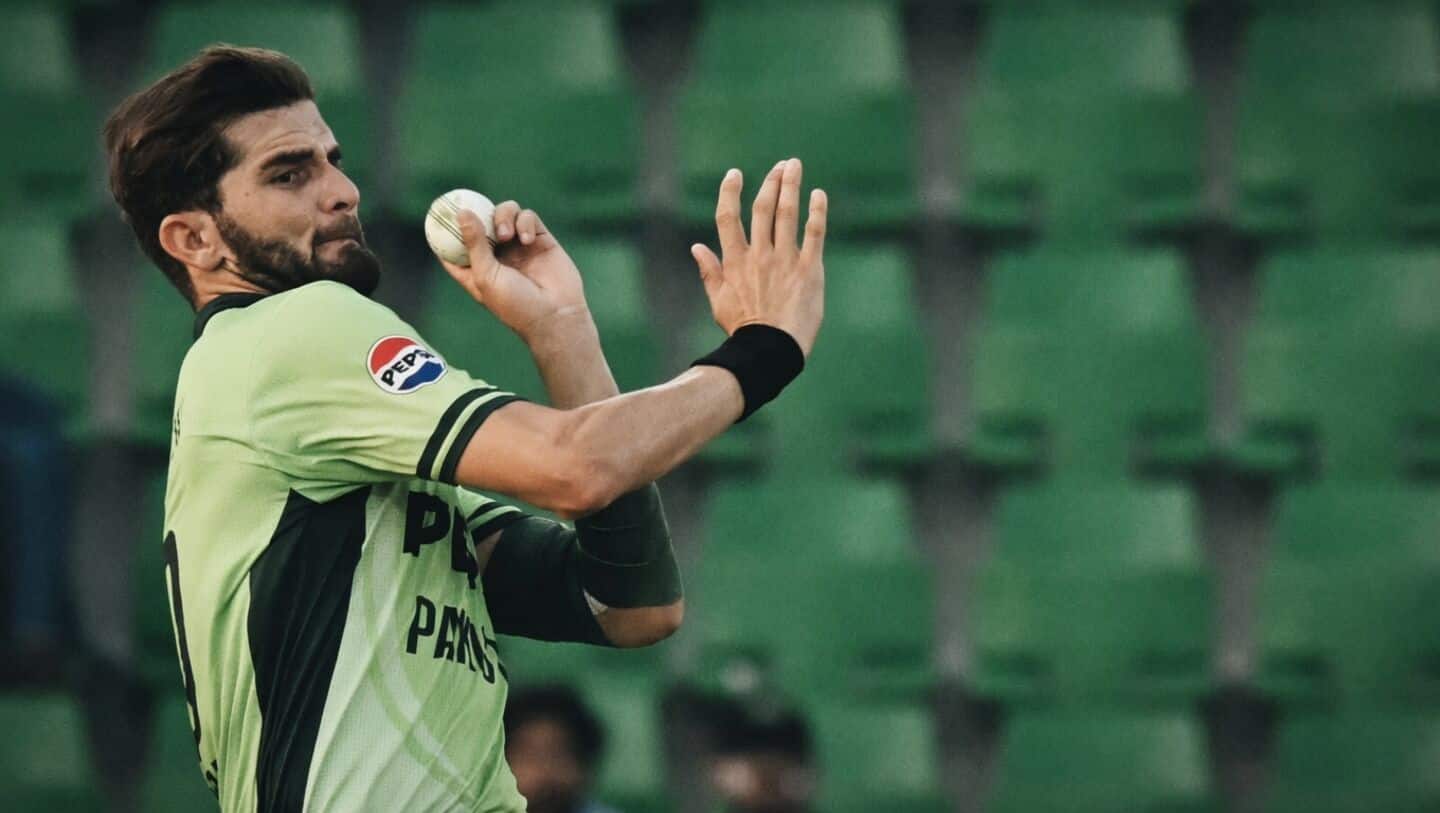 Pakistan's Shaheen Afridi joins legends with this ODI record