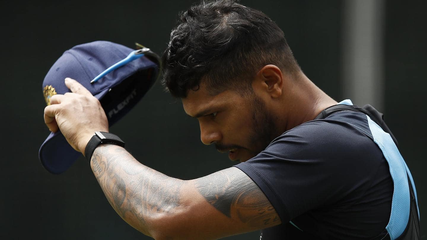 Umesh limps off the field Umesh limps off the field