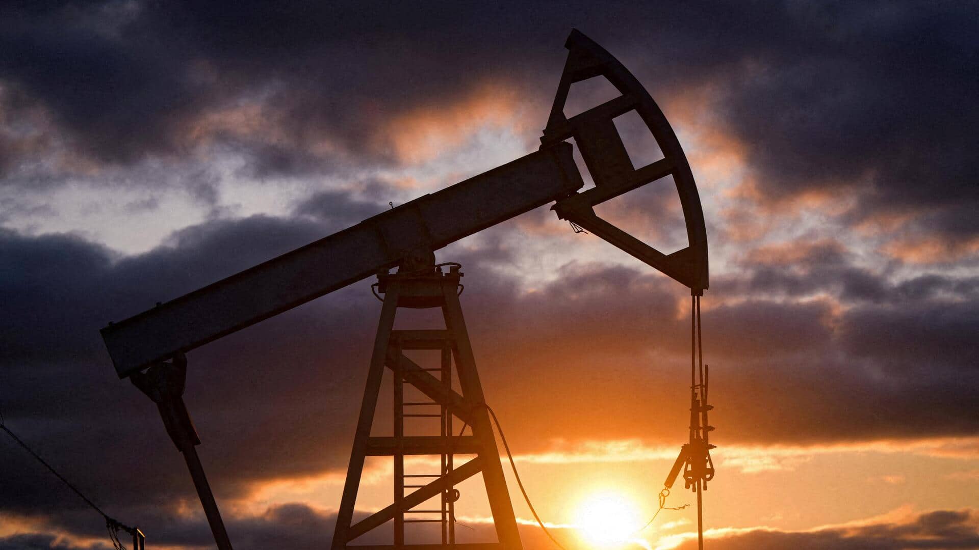 How US sanctions on Russian oil exporters will impact India