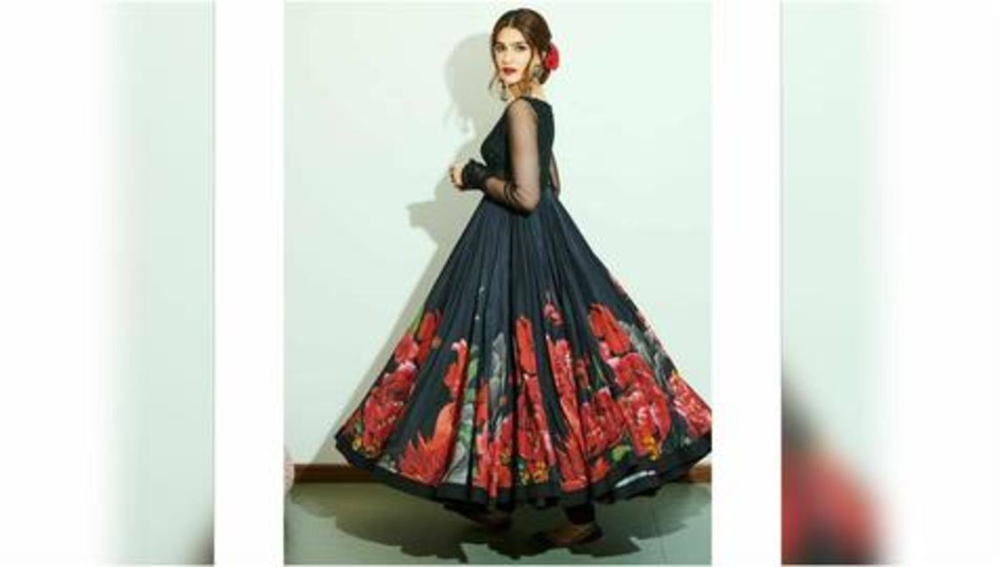 Black anarkali suit: She rocks ethnic wear too Black anarkali suit: She rocks ethnic wear too
