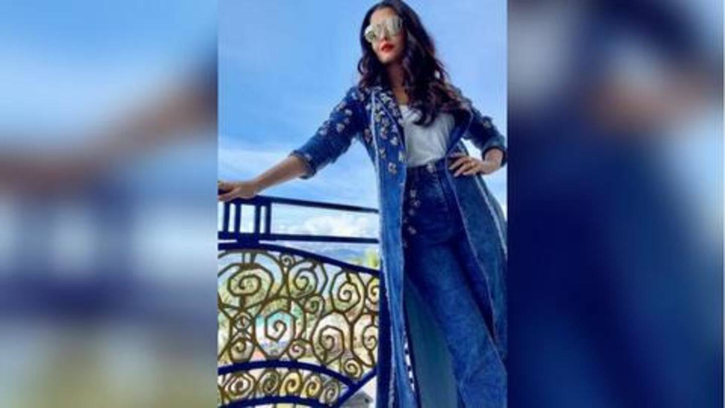 Denim jeans and robe Denim jeans and robe