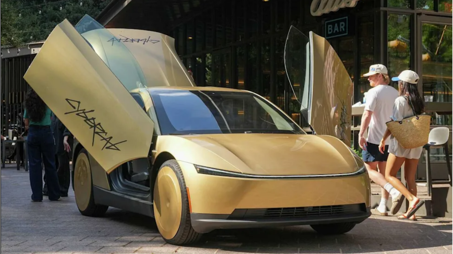 Tesla invites businesses to buy and run Cybercab fleets 