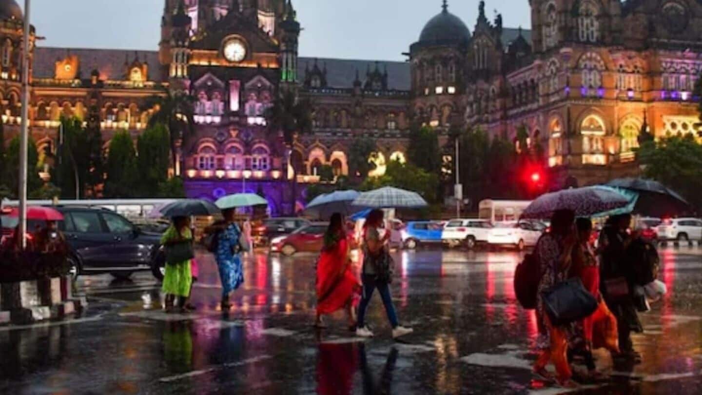 Mumbai: Monsoon arrives nearly 3 weeks earlier, sets new record Mumbai: Monsoon arrives nearly 3 weeks earlier, sets new record