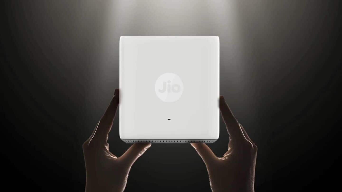 Jio's latest Wi-Fi router for homes offers speeds of 6,000Mbps Jio's latest Wi-Fi router for homes offers speeds of 6,000Mbps