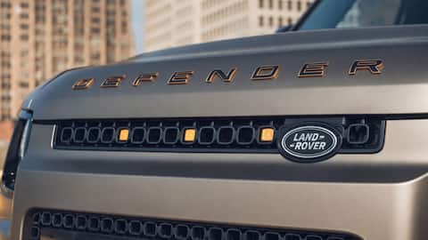 JLR wants to make a Defender luxury pickup truck