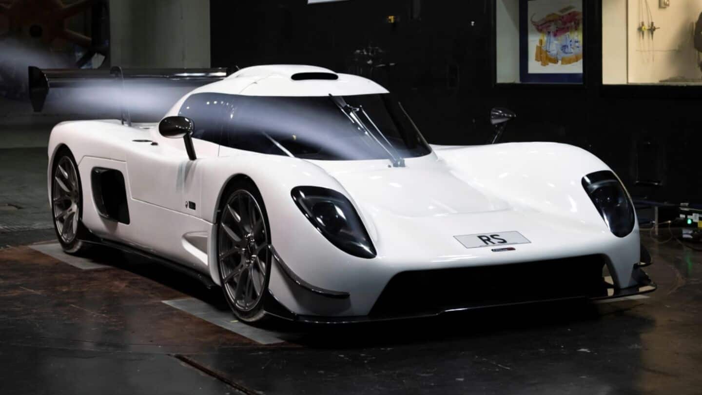 Peregryn's alternative to Chevrolet Corvette ZR1 supercar is here