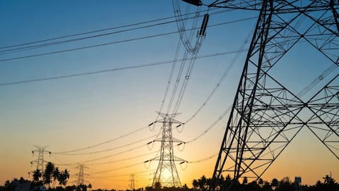 India's peak power demand hits record high of 252.07GW