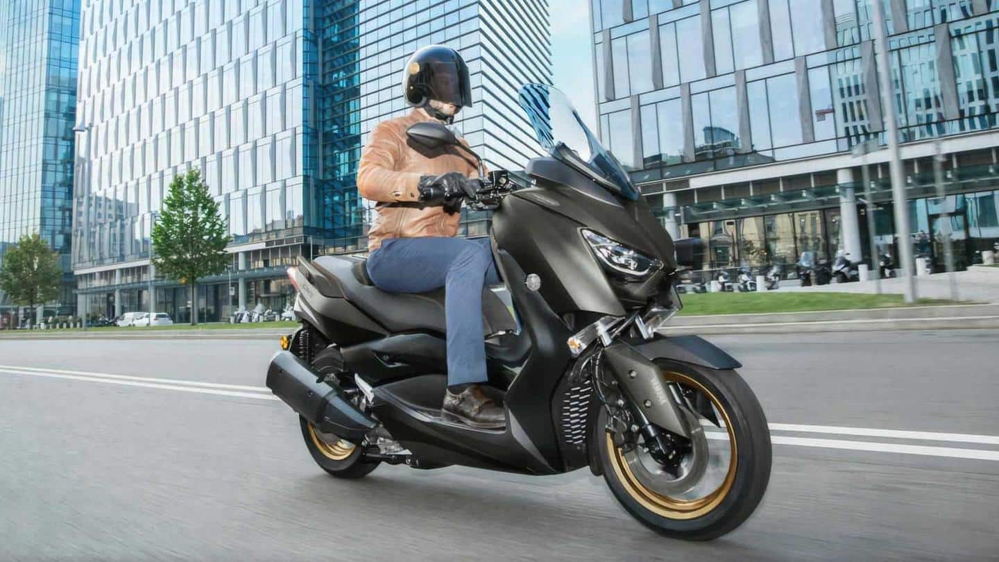 2021 Yamaha XMAX maxi-style scooter revealed for the Japanese market