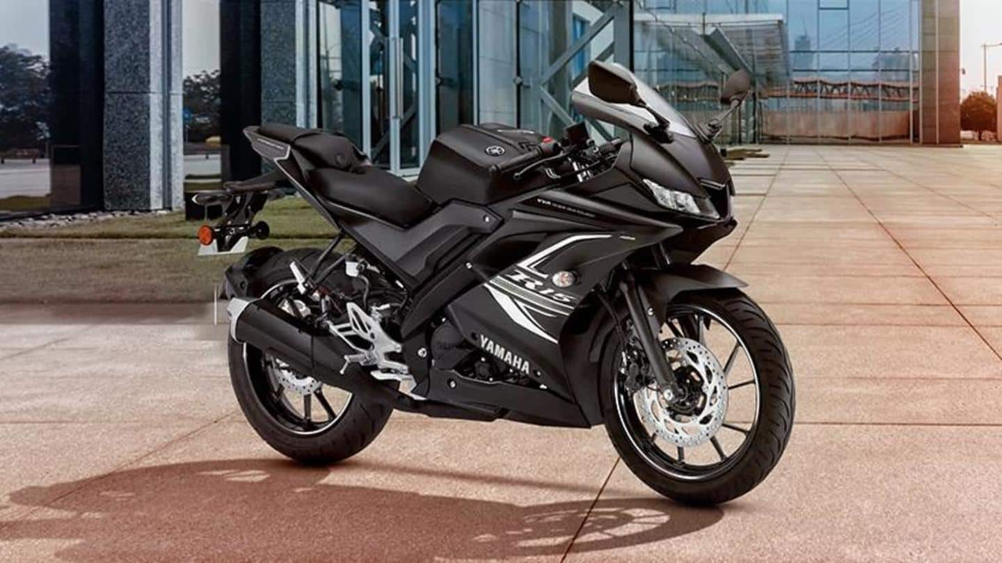 Yamaha r15 mt deals price