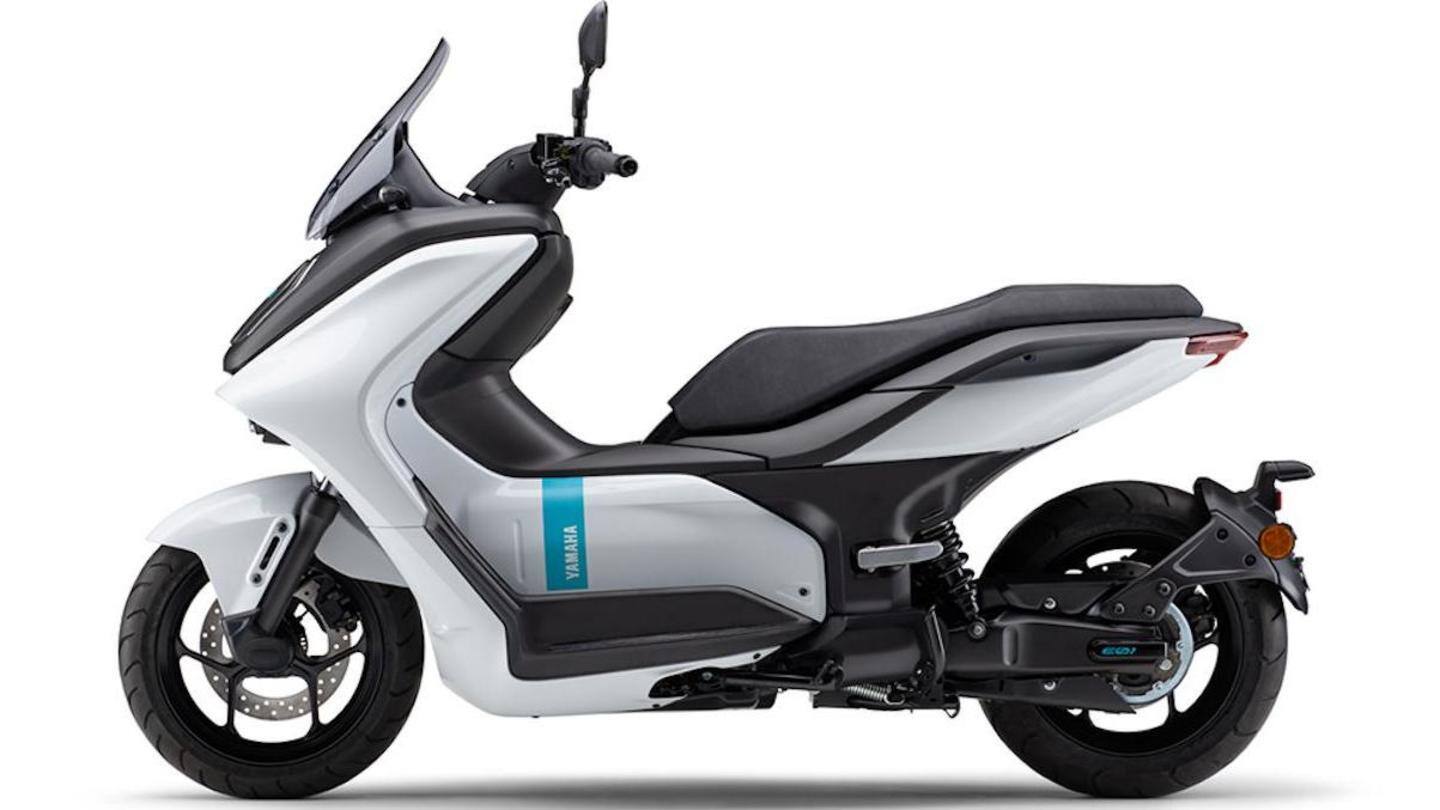 Yamaha E01 electric scooter, with 104km range, breaks cover