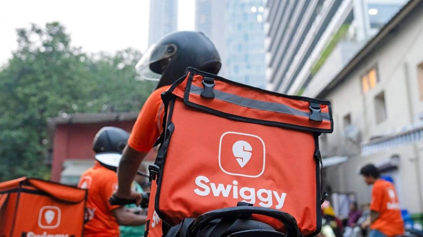 Swiggy will now use Bounce's e-scooters to make deliveries Swiggy will now use Bounce's e-scooters to make deliveries