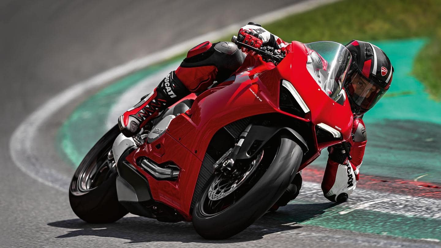 Ducati launches Panigale V2 in India at Rs. 17 lakh