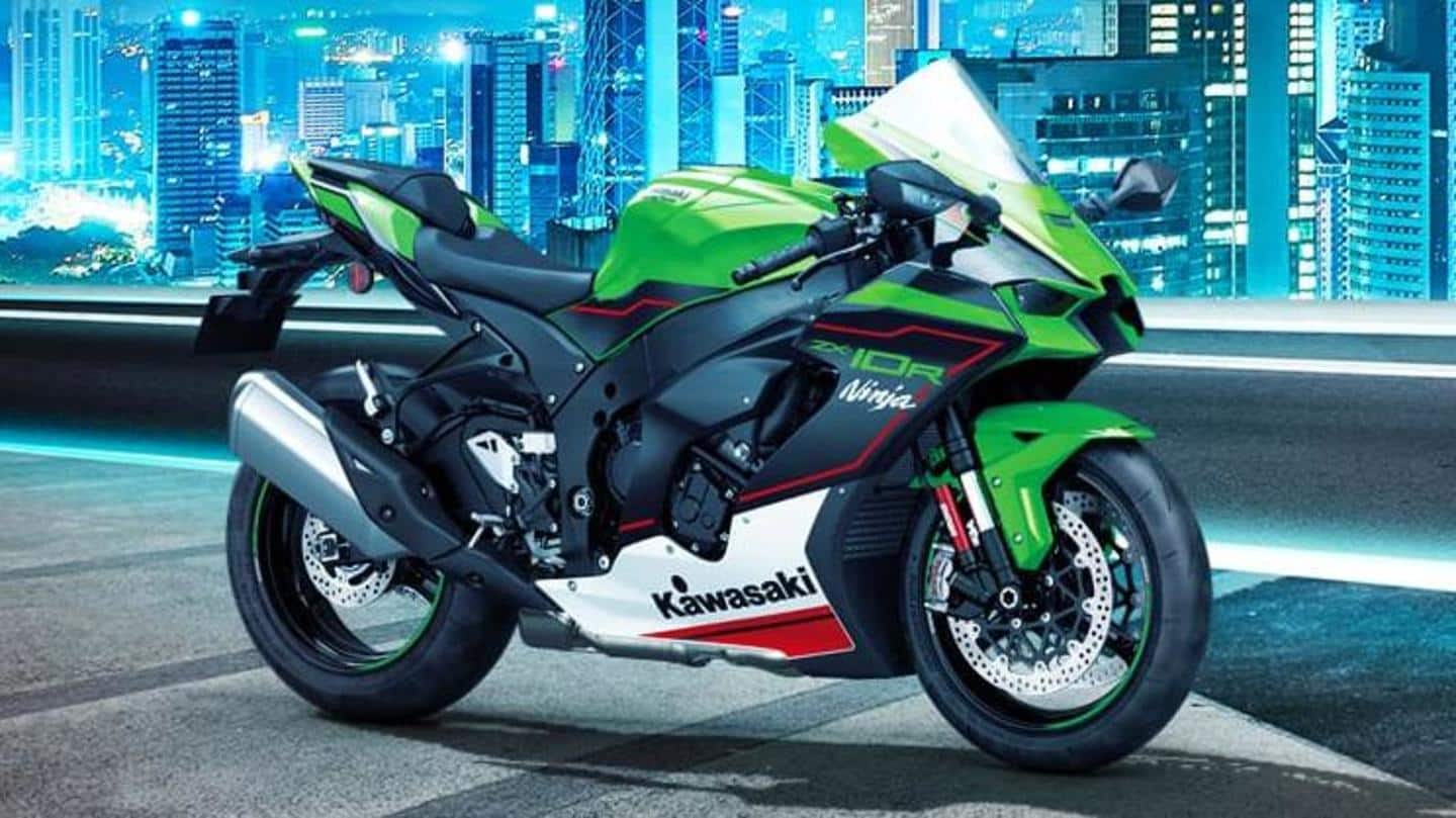Kawasaki working on Ninja 700 middleweight sports bike: Details here