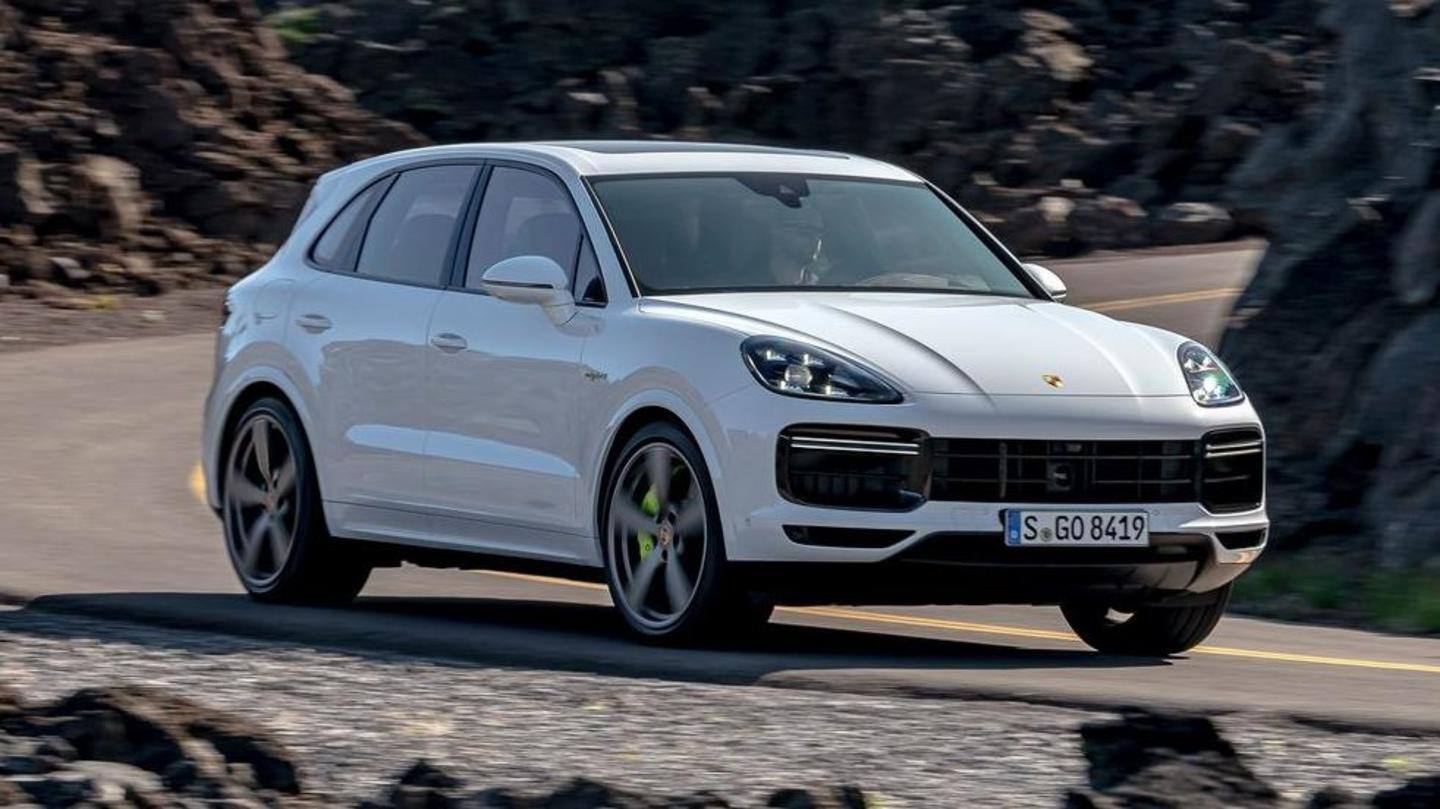 New-generation Porsche Cayenne Turbo S E-Hybrid previewed in spy shots