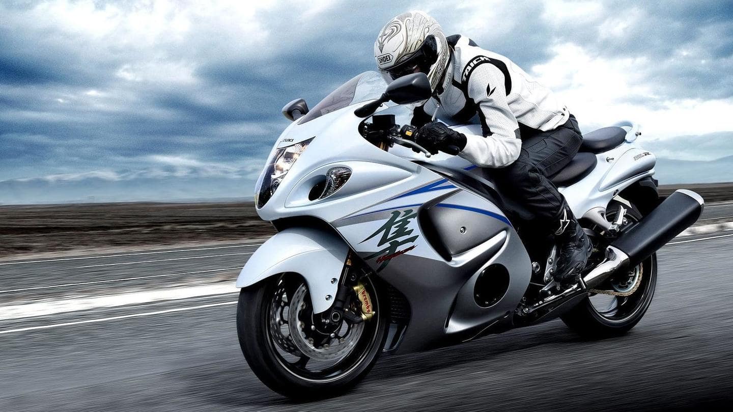 Ahead of launch, images of 2021 Suzuki Hayabusa motorcycle leaked