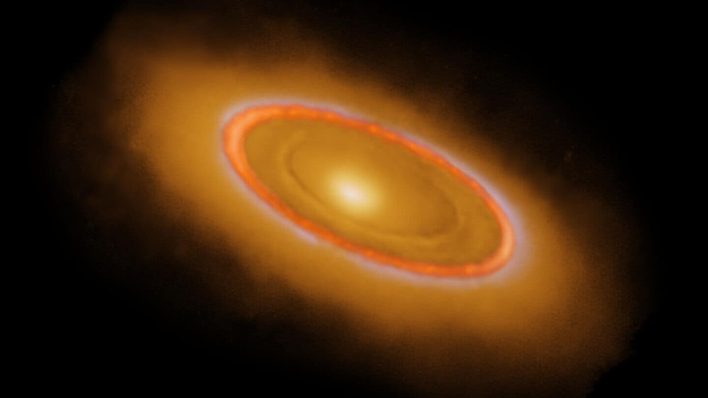This was how debris disk around Fomalhaut star was formed