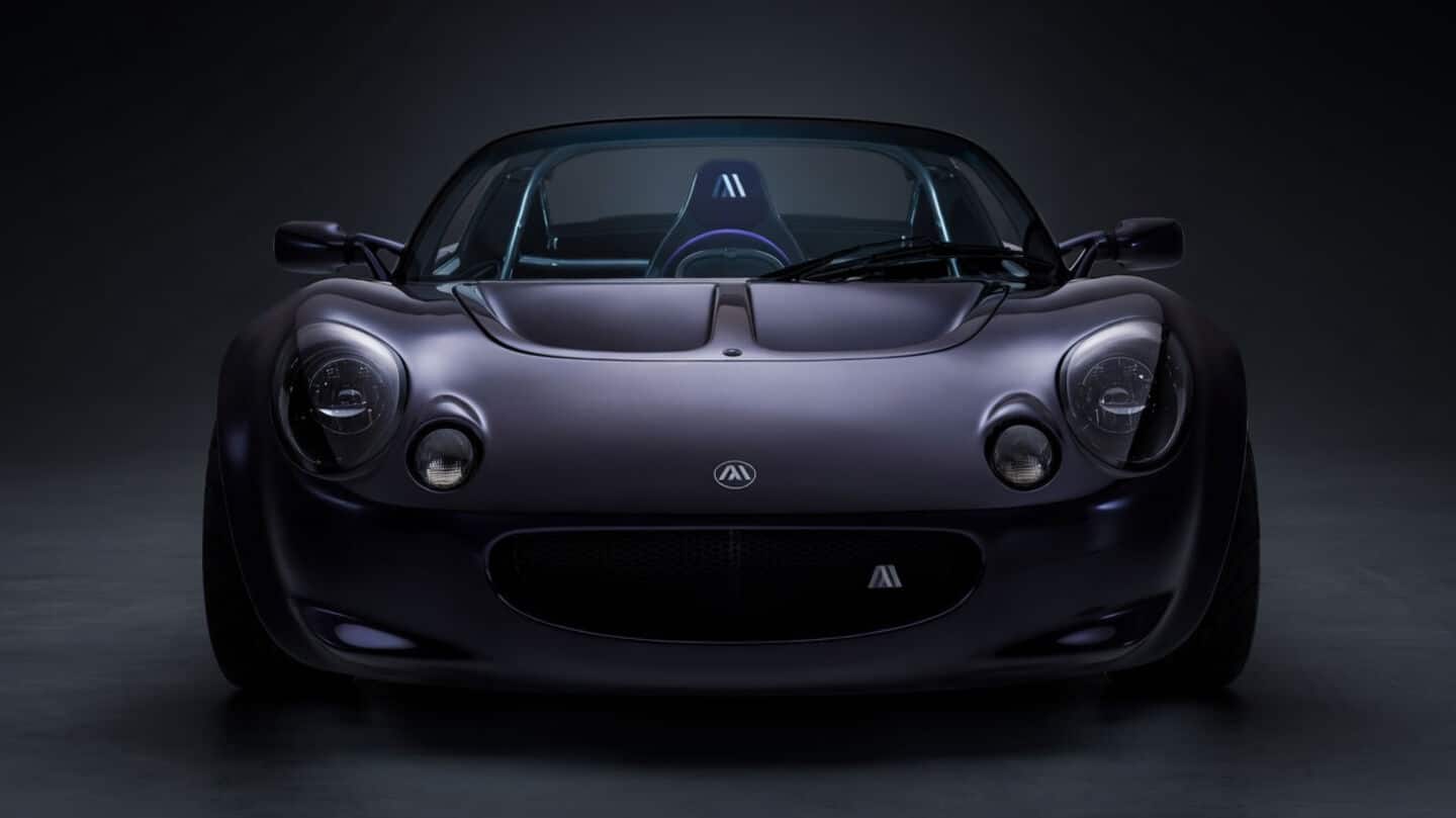 This lightweight Lotus Elise restomod costs as much as Ferraris